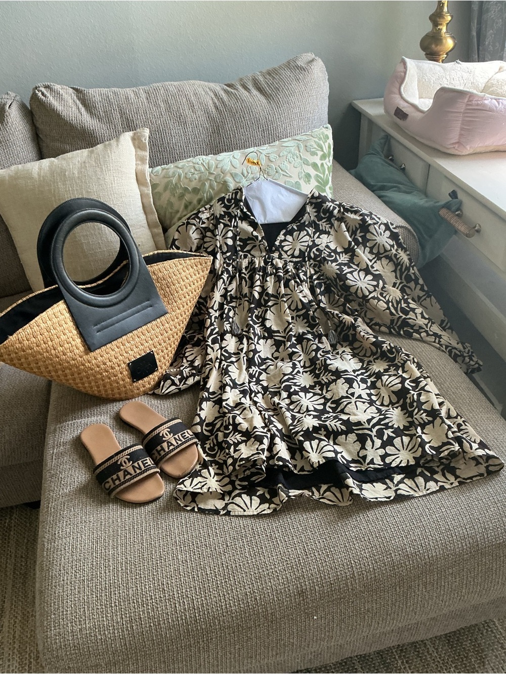 Mille Resort& Travel Black & Cream Floral Tiered Dress